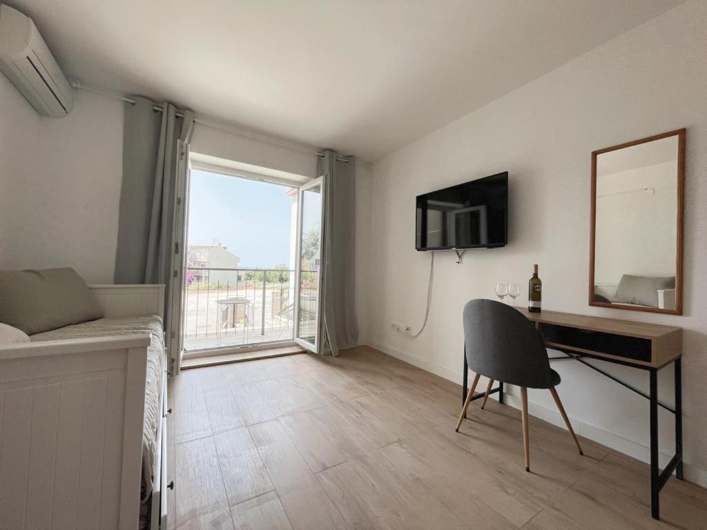 Caramel Comforts With Sea View In Stinjan Only 300 Meters From The Beach Пула Екстериор снимка