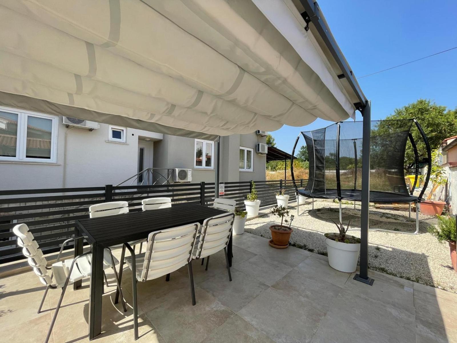 Caramel Comforts With Sea View In Stinjan Only 300 Meters From The Beach Пула Екстериор снимка