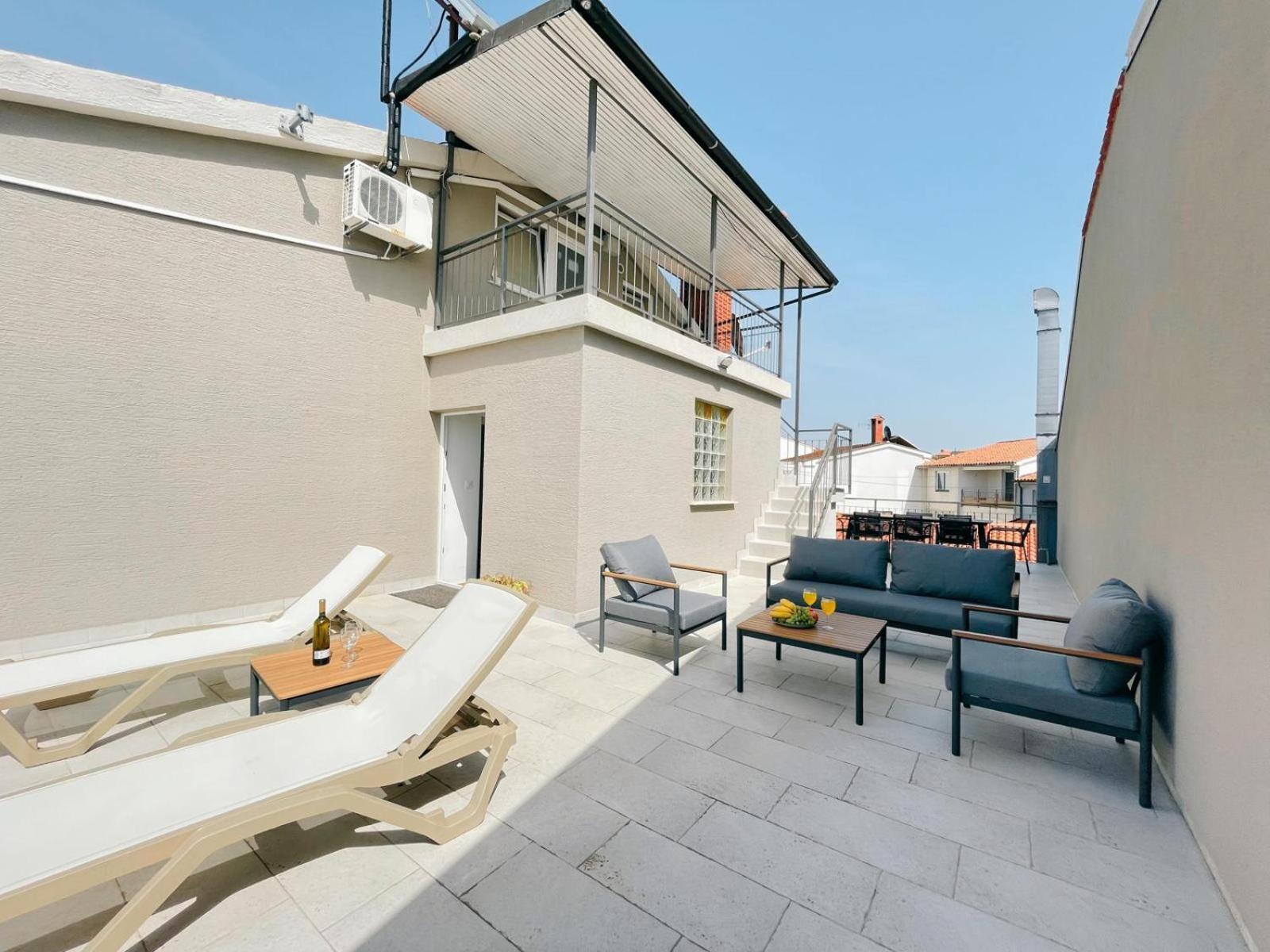 Caramel Comforts With Sea View In Stinjan Only 300 Meters From The Beach Пула Екстериор снимка